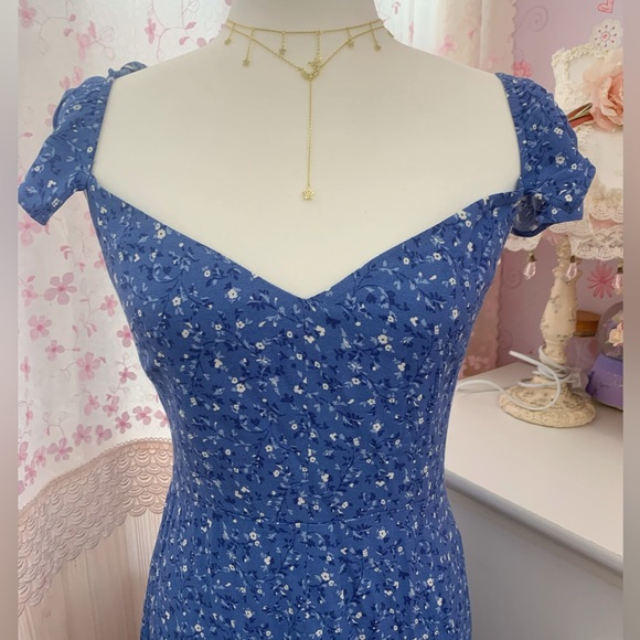 Reformation Baxley Dress - Picture 7 of 8